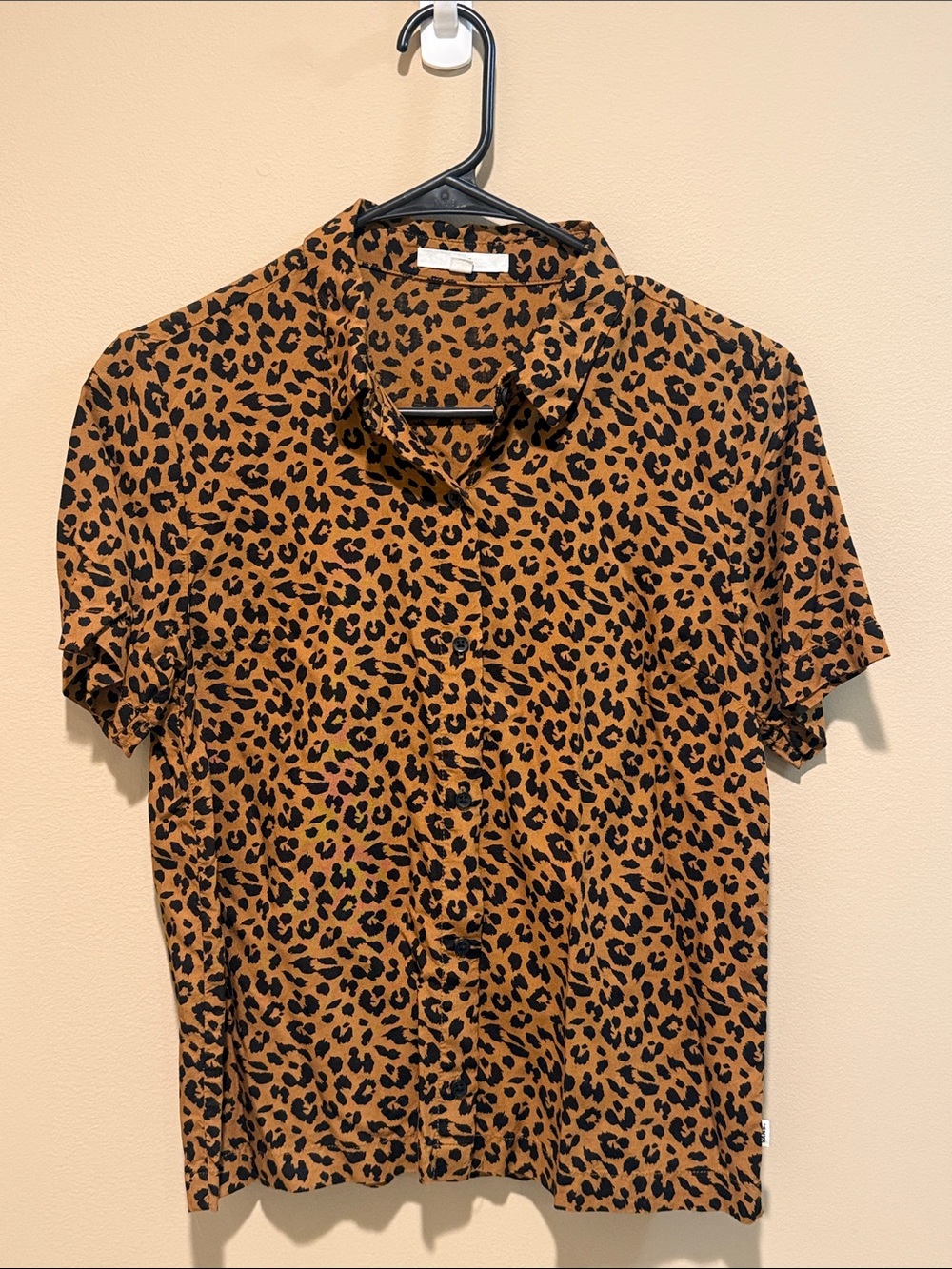 Vans Cheetah Leopard Button Up